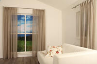 Vlam vertragende inbetween in zand kleur met een subtiel lengtestreep patroon