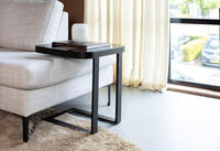 Herba is een kamerhoog overgordijn met een vleugje linnen die nog redelijk veel licht doorlaat