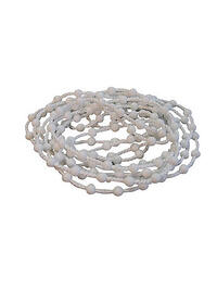 Ketting van stevige kunststof bolletjes, met tussenruimte van 8mm, met een lengte van 175 cm voor het gebruik bij je vouwgordijn.