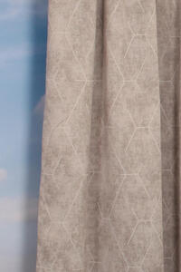 Lumina Reflect is een gladde dim-out overgordijnstof met een grafische print van gemêleerde kleuren