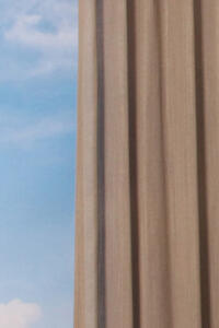 Belfast HH is een dikkere inbetween, een elegante en transparante stof die is vervaardigd uit dikkere garens