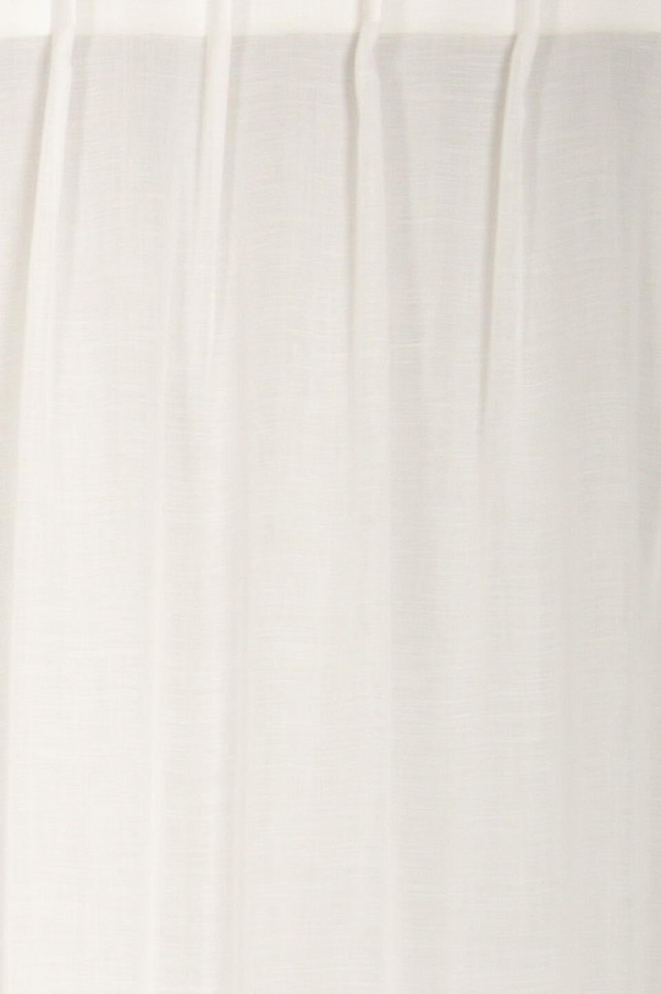 Transparante inbetween met fijn ingeweven kruismotief