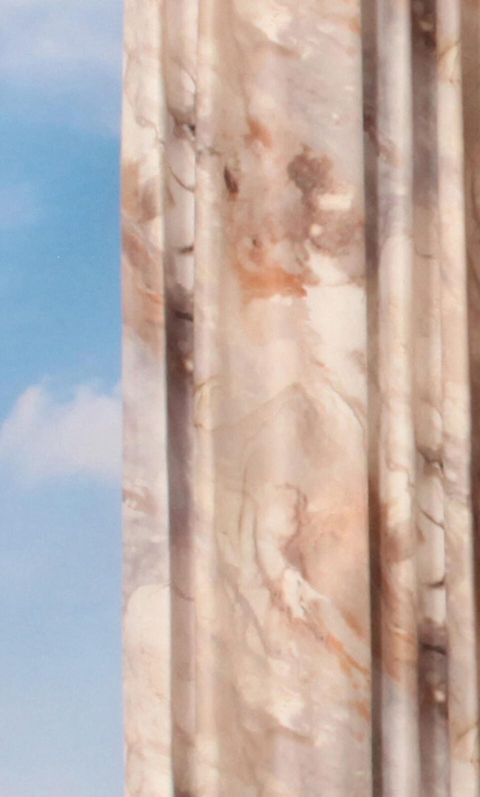 Mallabia is een vlamvertragende velourskwaliteit in natuurlijke en rijke kleuren