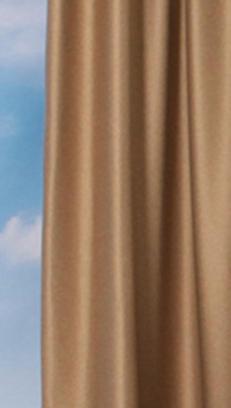 Overgordijn Grinon is een verduisterende weefstof die een warme sfeer in je interieur brengt