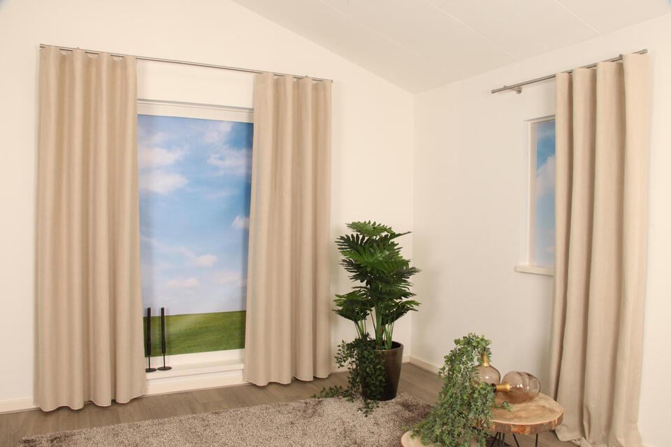 Inbetween Retwist gevoerd is kamerhoge stof met een linnenlook die gevoerd is met een bijkleurende voeringstof