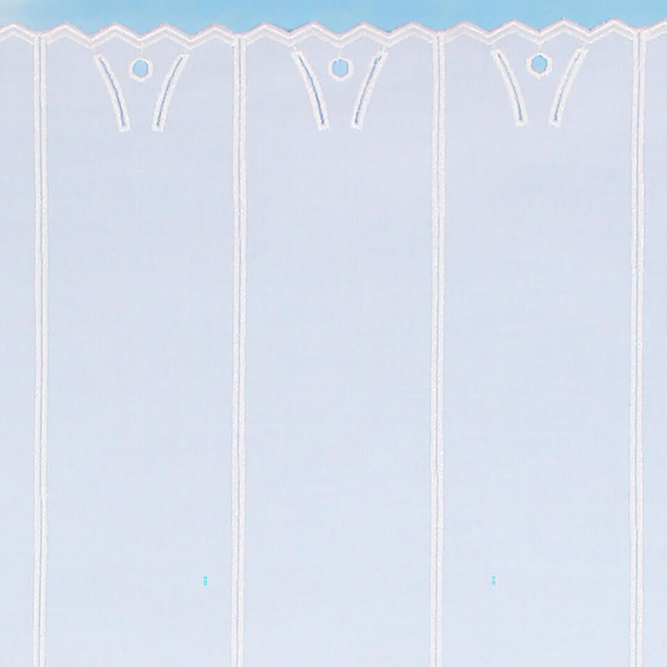 Witte val met aan de onderkant een honinggraat motief in punten