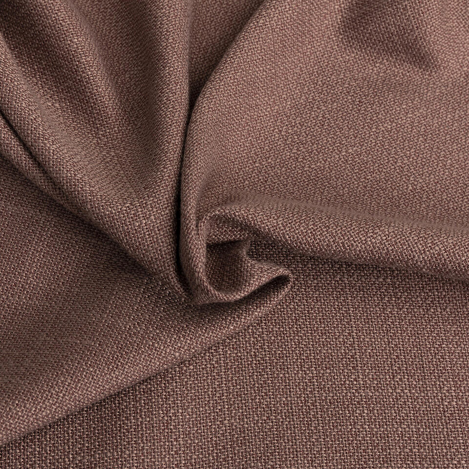 Overgordijn Arlington is een luchtzuiverende kamerhoog gordijn en heeft een volle structuur